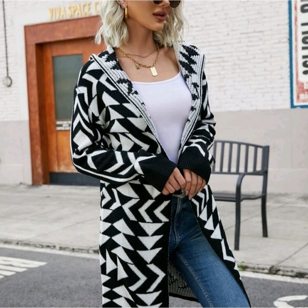 Geo Pattern Drop Shoulder Front Hooded Cardigan - Picture 5 of 7